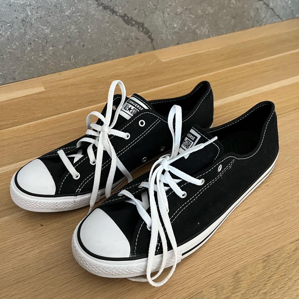 Converse Black and White All Stars NWOT - Picture 2 of 3